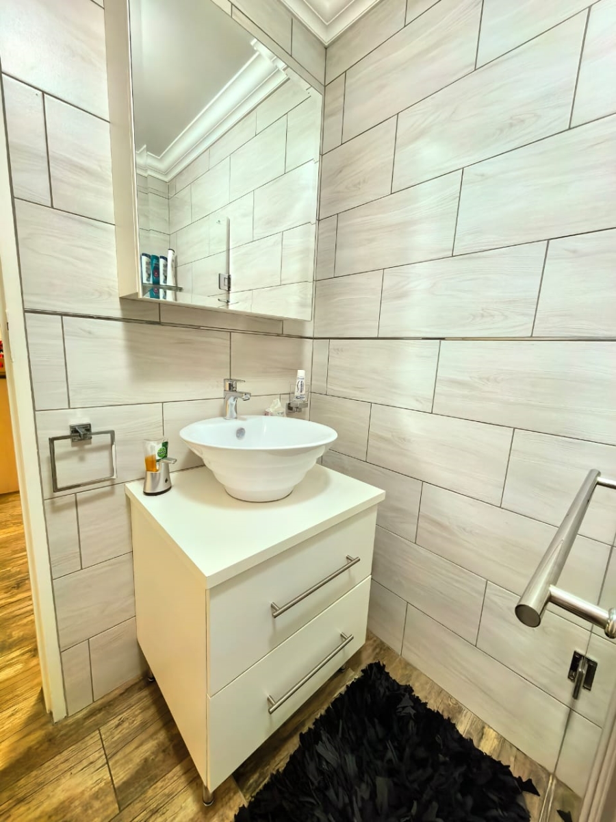 3 Bedroom Property for Sale in Vaalpark Free State